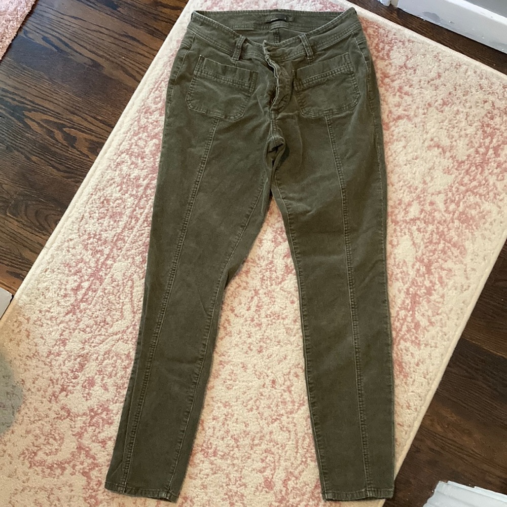 ✴️🩷Prana green corduroy pants